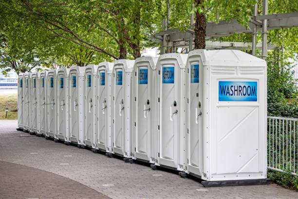 Best Portable bathroom rental  in Spencer, IA